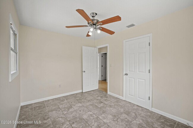 Building Photo - 1688 Eisenhower Ave