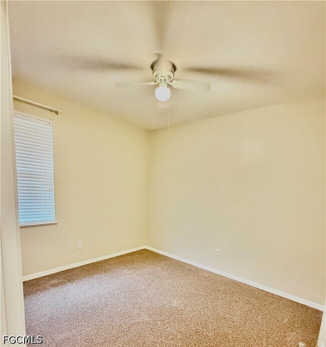 Building Photo - 1466 Argyle Dr