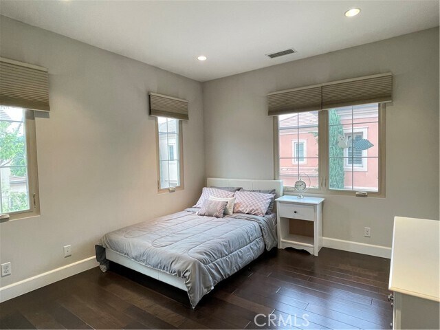 Building Photo - 56 Purple Jasmine