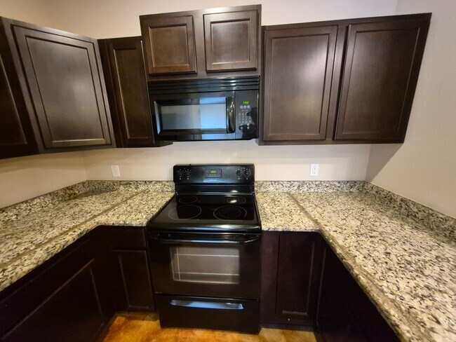 Building Photo - 6309 Attucks Ln