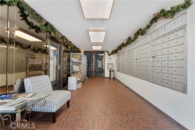 Building Photo - 1750 E Ocean Blvd