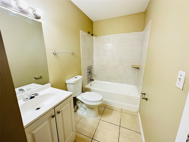 Building Photo - 1162 Lake Terry Dr