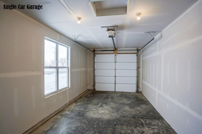 Building Photo - 1270 Stonewood Crossing