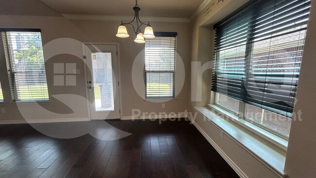 Building Photo - 705 Cypress Hill Dr