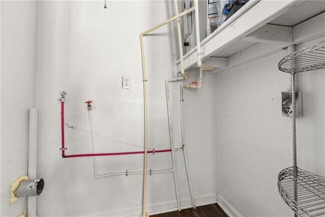 Building Photo - 408 Rawls Ave