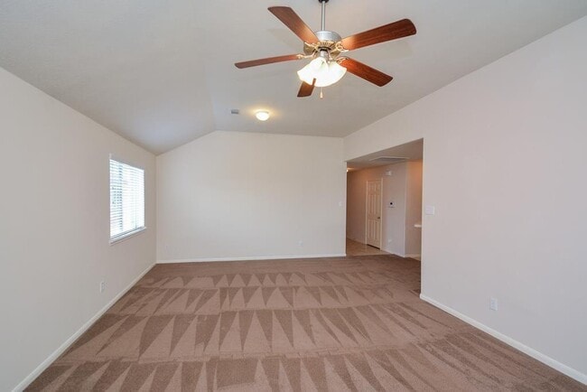 Building Photo - 8334 Loetsch Ridge Way