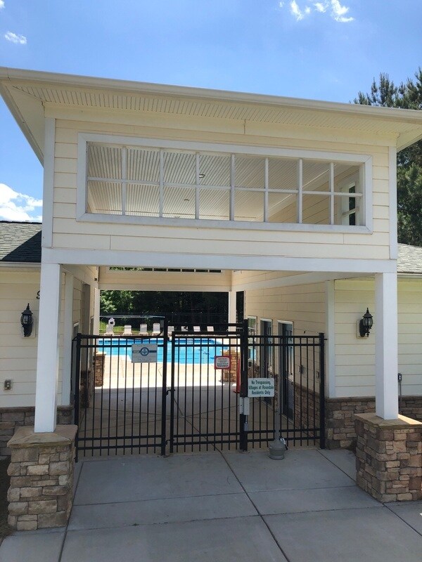 Building Photo - 14008 Lyon Hill Ln