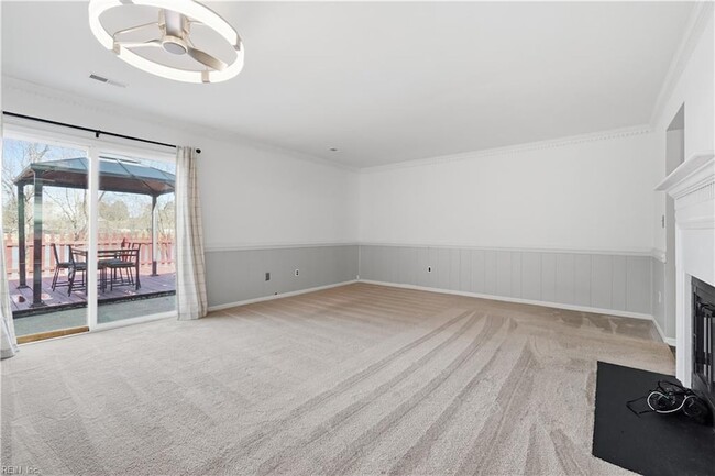 Building Photo - 1328 Mill Lake Quarter