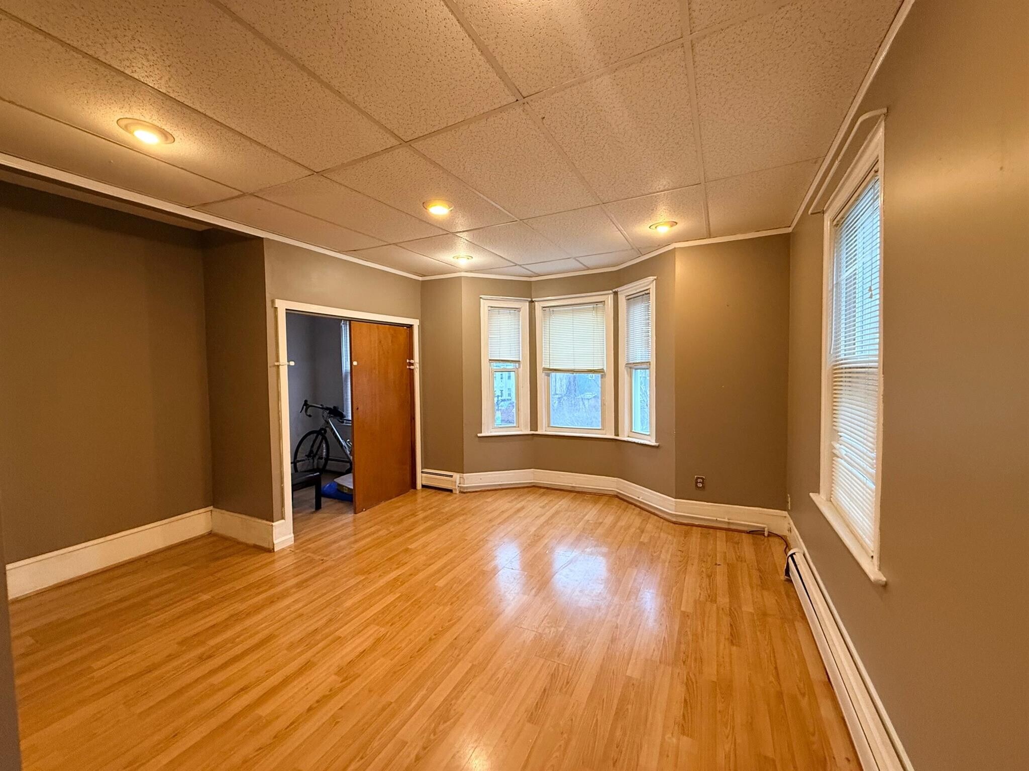 Building Photo - 741 Somerville Ave