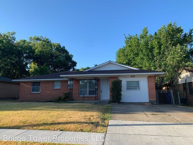 Primary Photo - 4 br, 1.5 bath House - 826 E Celeste Drive