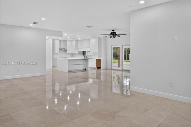 Building Photo - 10425 SW 62nd St