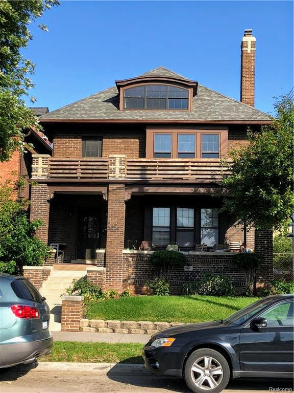Exterior - 436 Prentis St