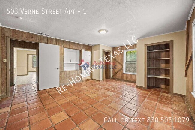 Building Photo - 503 Verne St