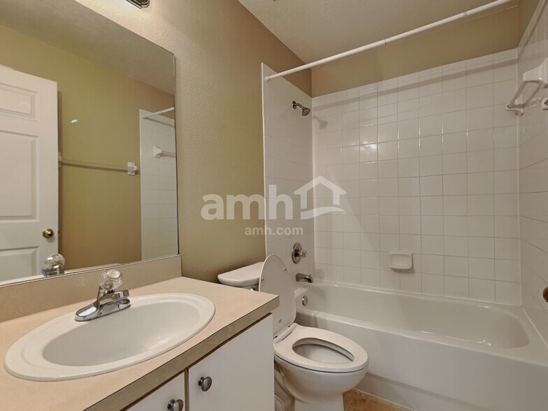 Building Photo - 5152 New Savannah Cir