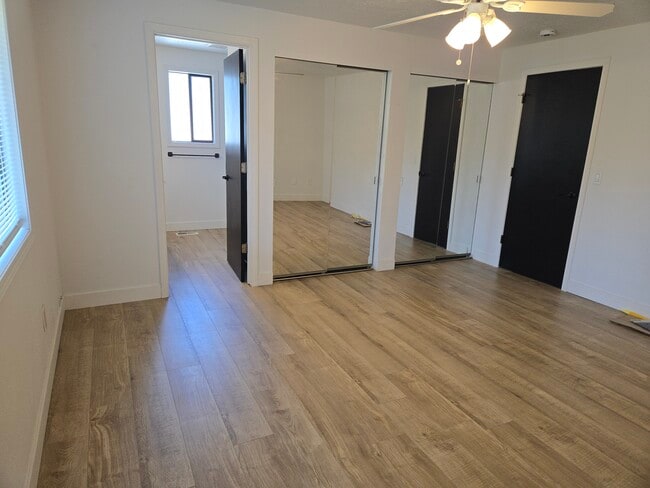 Building Photo - 1707 SW Hartley Ave