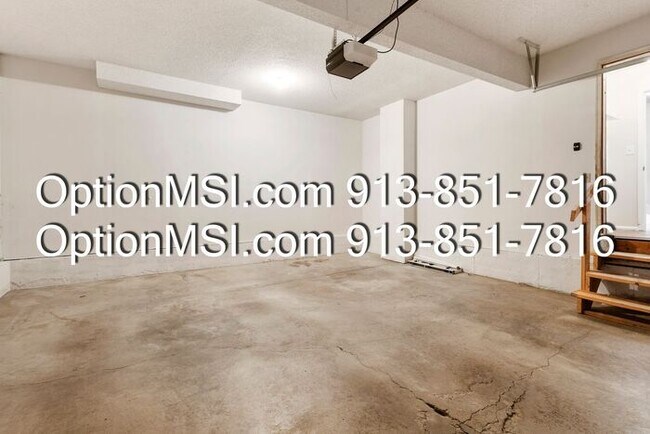 Building Photo - Welcome home to this charming two-story in South Woods subdivision