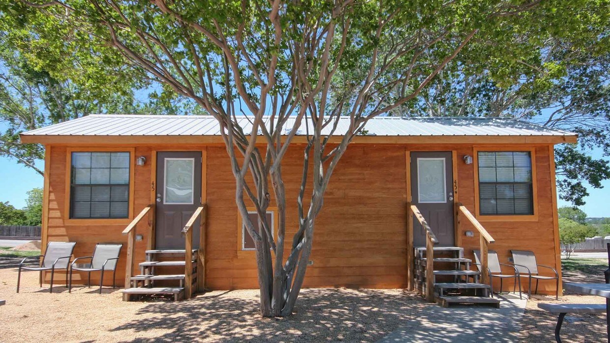 Hill Country Cottage And Rv Resort New Braunfels Tx Apartment