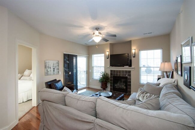 Primary Photo - 600 Grandview Ct