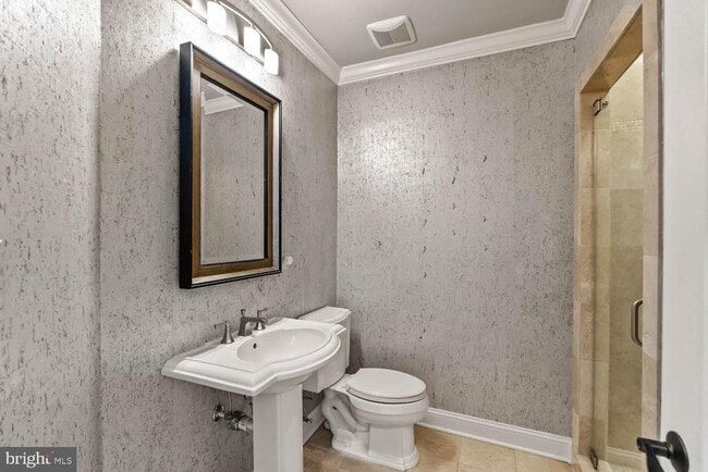 Building Photo - 1224 R St NW