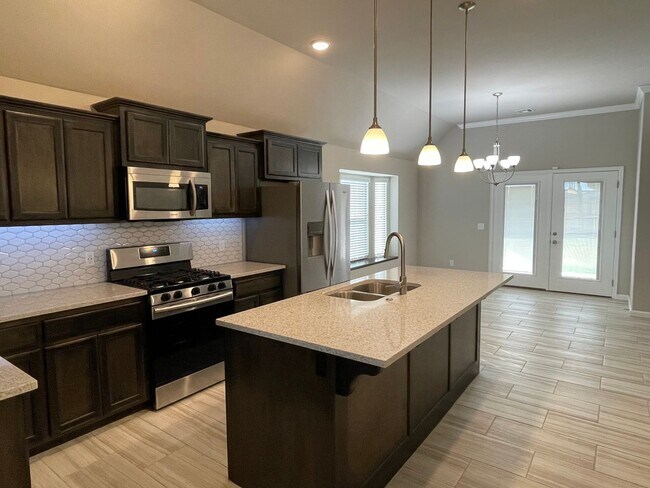 Building Photo - Beautiful 4 bed 3 bath in Deer Creek Schools!