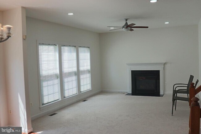 Building Photo - 8140 Gilroy Dr