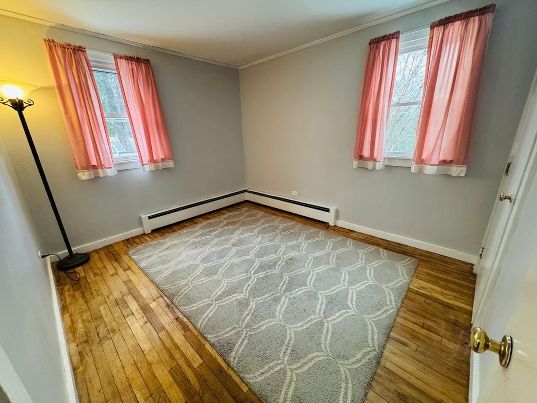 Building Photo - 70 Cedar St