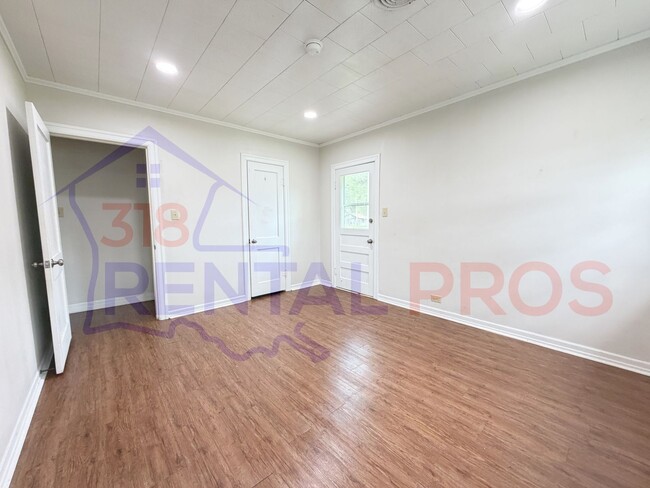 Building Photo - 4 Bed 3 Bath Home in Ruston!