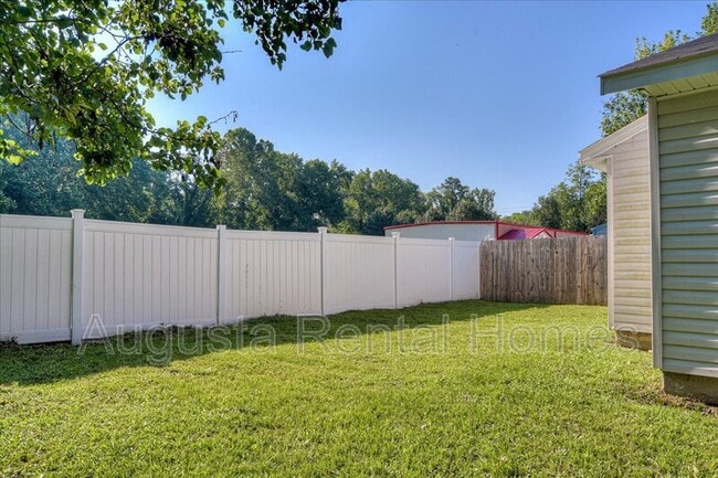 Building Photo - 3411 Princess Ct
