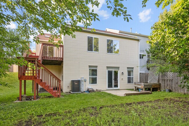 Building Photo - 1791 Barnhill Dr