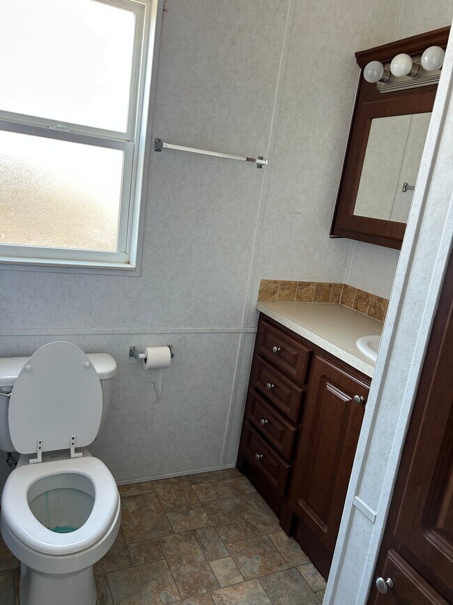 Building Photo - 9750 FL-78