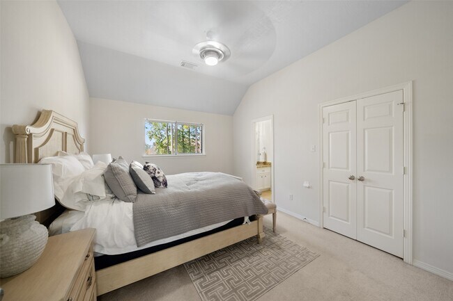 Building Photo - 25307 Piney Bend Ct