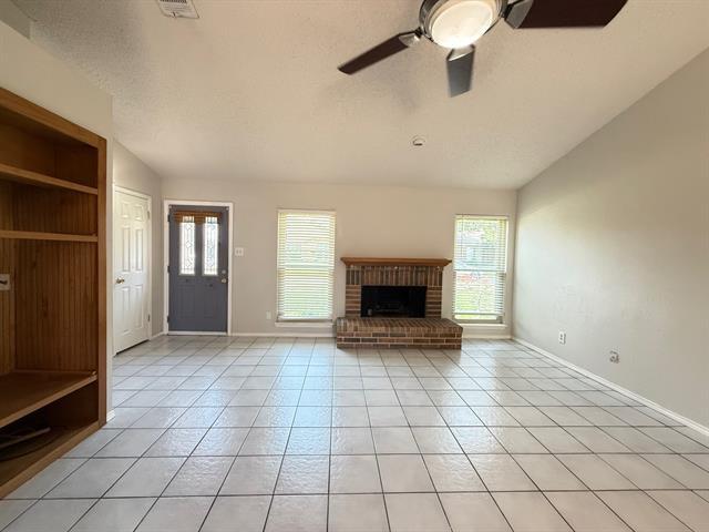 Building Photo - 4425 Durango Ln