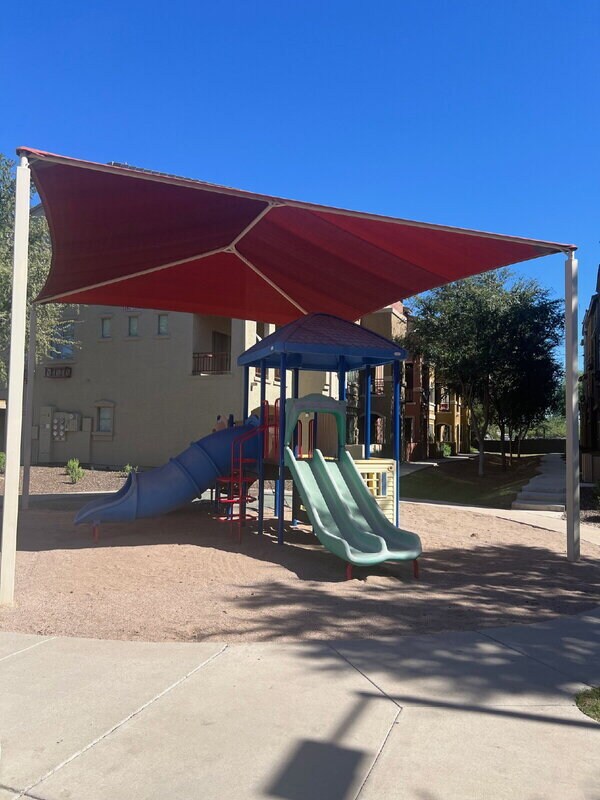 Building Photo - 900 S 94th St