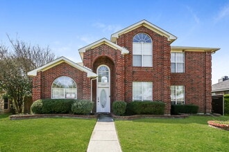 Building Photo - 1225 Paul Dr