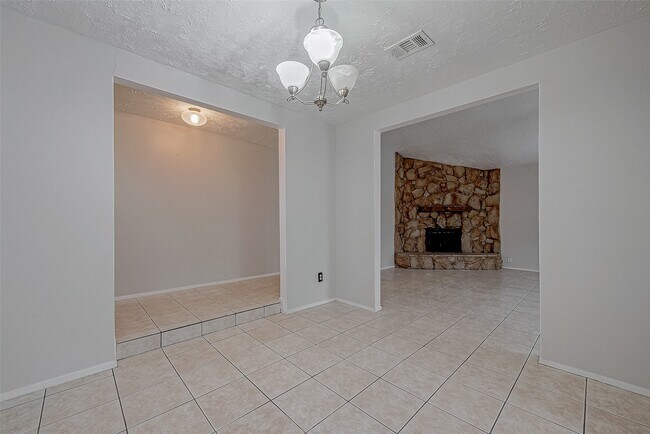 Building Photo - 10322 Clark Tower Ln