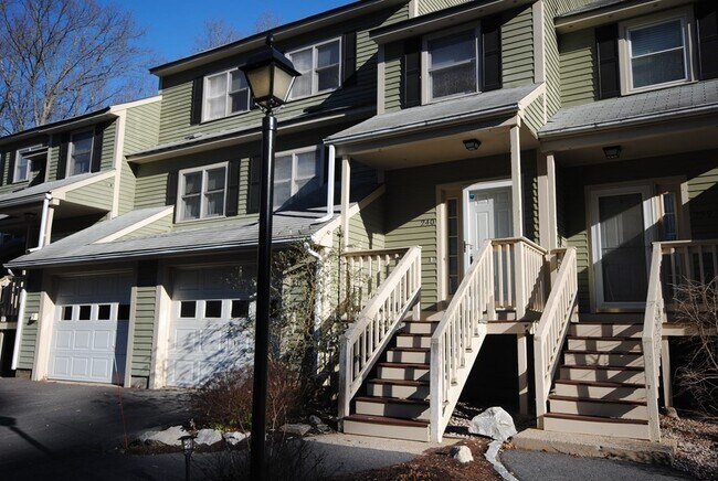 Primary Photo - 240 Heritage Dr