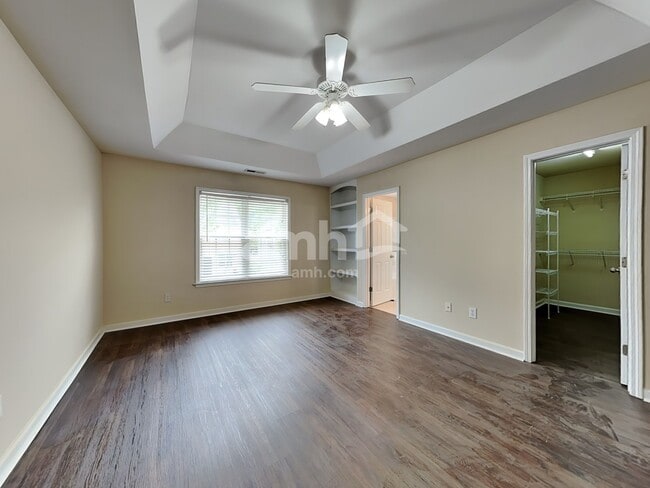 Building Photo - 83 Sioux Ln