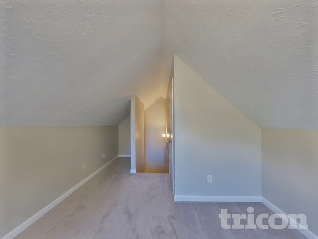 Building Photo - 538 Grove Pointe Ct