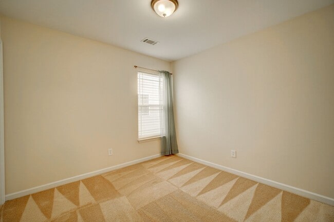 Building Photo - 3/BD - 2.5/BTH  Well Maintained Home in Li...