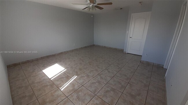Building Photo - 7640 NW 182nd Terrace