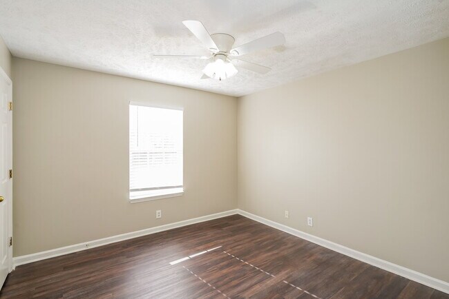 Building Photo - 2919 Weybridge Dr