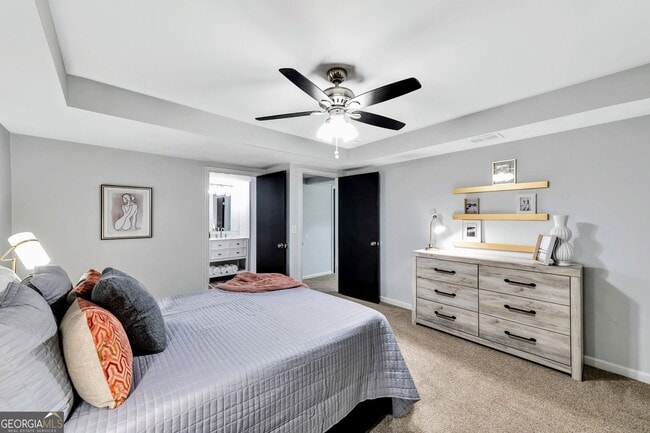 Building Photo - 3870 Northpoint Dr