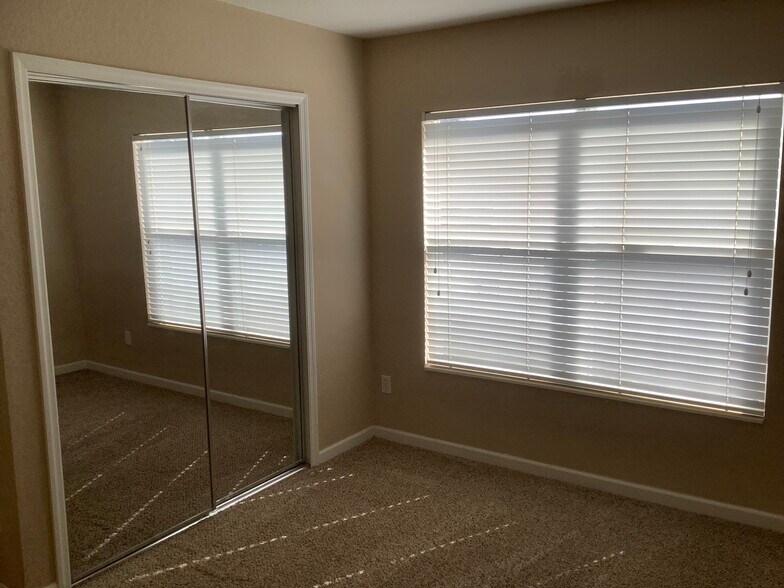 Building Photo - 1425 Shallcross Ave