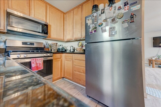 Building Photo - 510 Calle Montecito