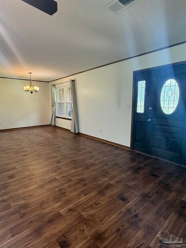 Building Photo - 6200 Jays Way
