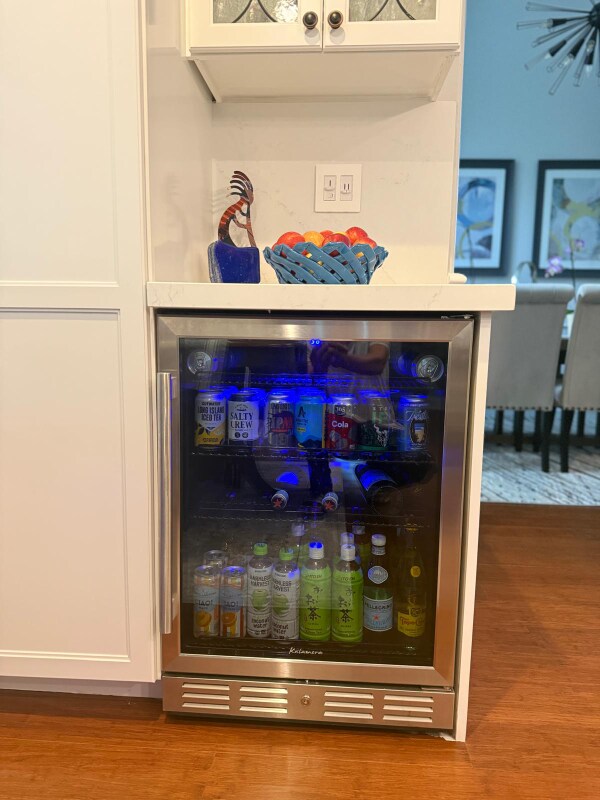 Building Photo - 6 Peacock Ct