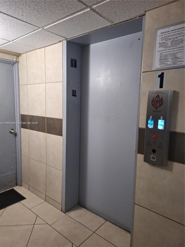 Building Photo - 201 180th Dr