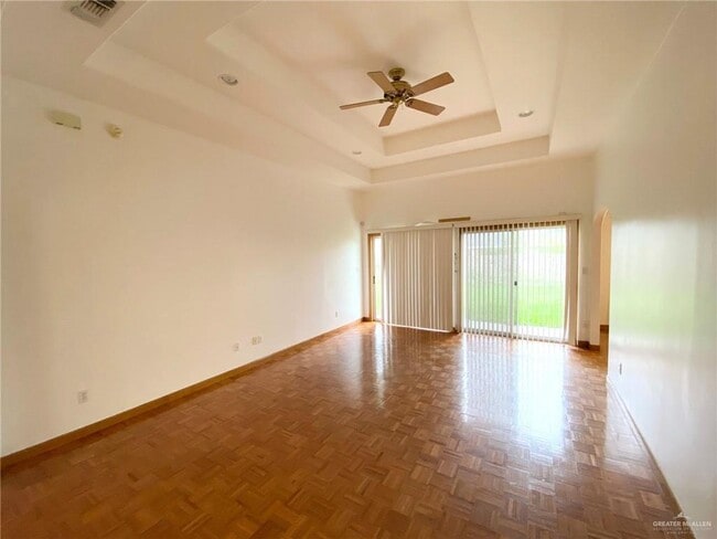 Building Photo - 21 Blackhawk St