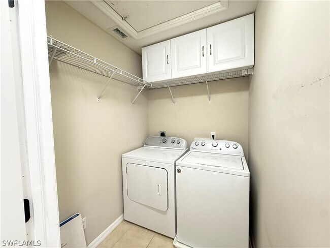 Building Photo - 9723 Heatherstone Lake Ct