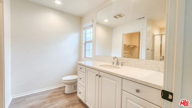 Building Photo - 835 Orchid Way